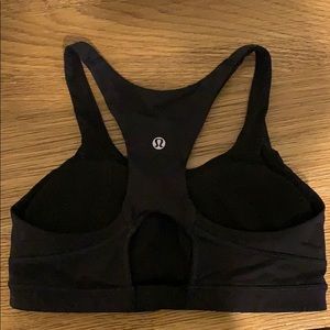 Black Lululemon Sports Bra